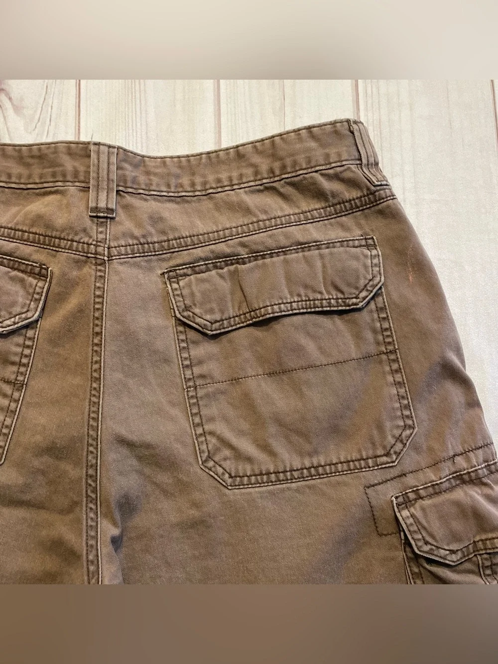 Wrangler Hero Originals Cargo Shorts Men’s 32 Brown Relaxed y2k Vintage 2000s